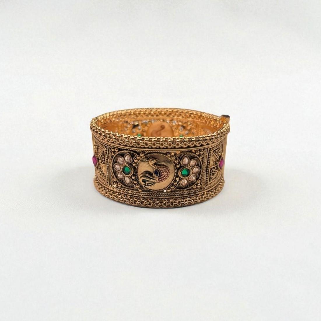 Ornate Kundan-style Peacock Bangle