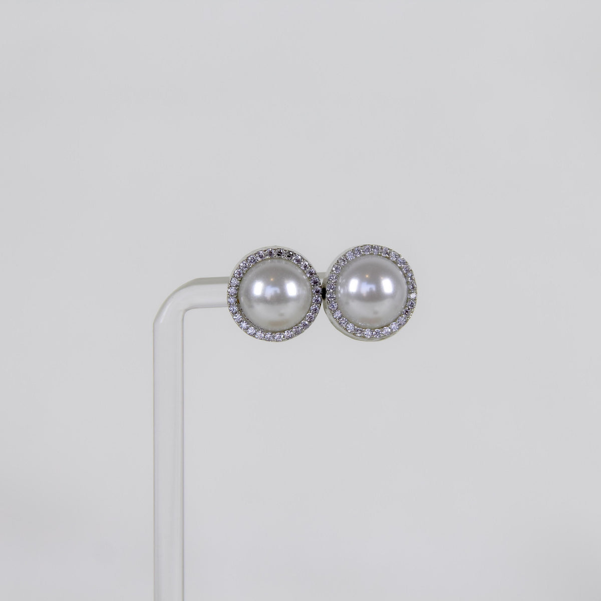 Pearl Studs