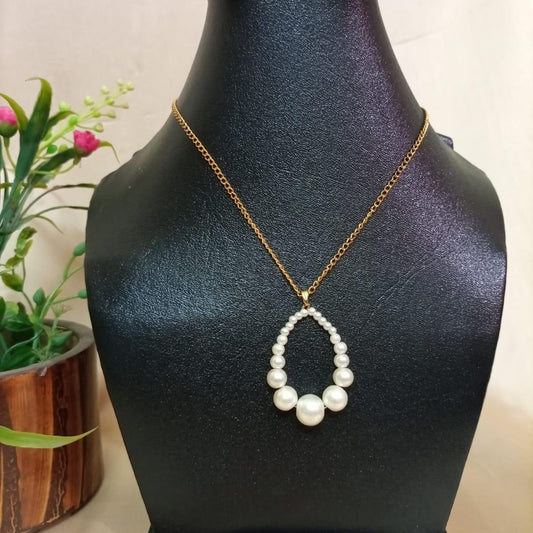 Gold Chain Pearl Nacklece