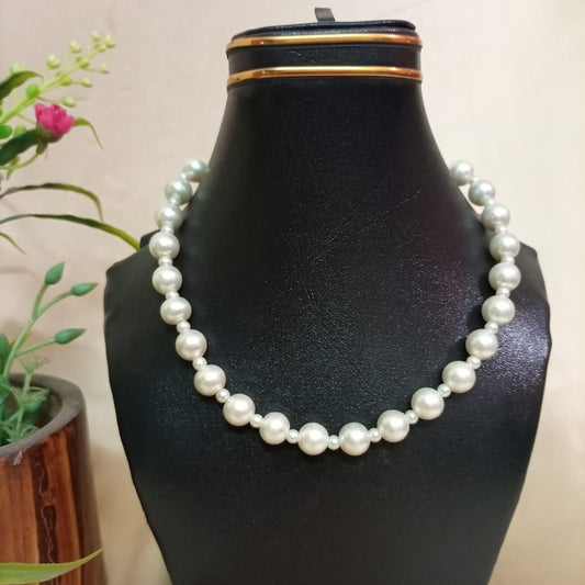Vintage pearl Necklace