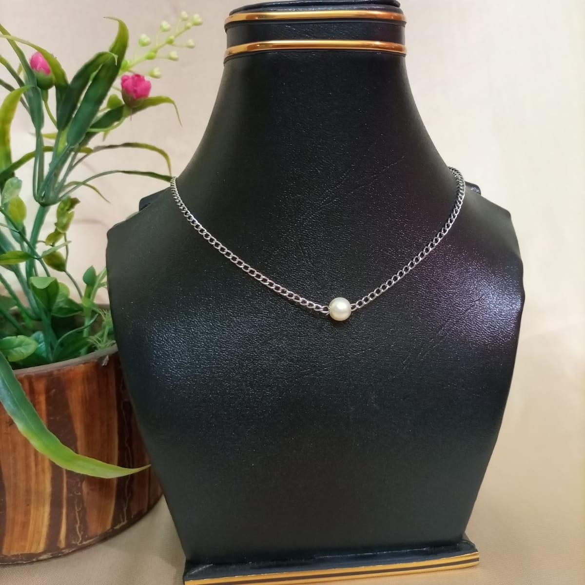 Silver Chain With Single Pearl