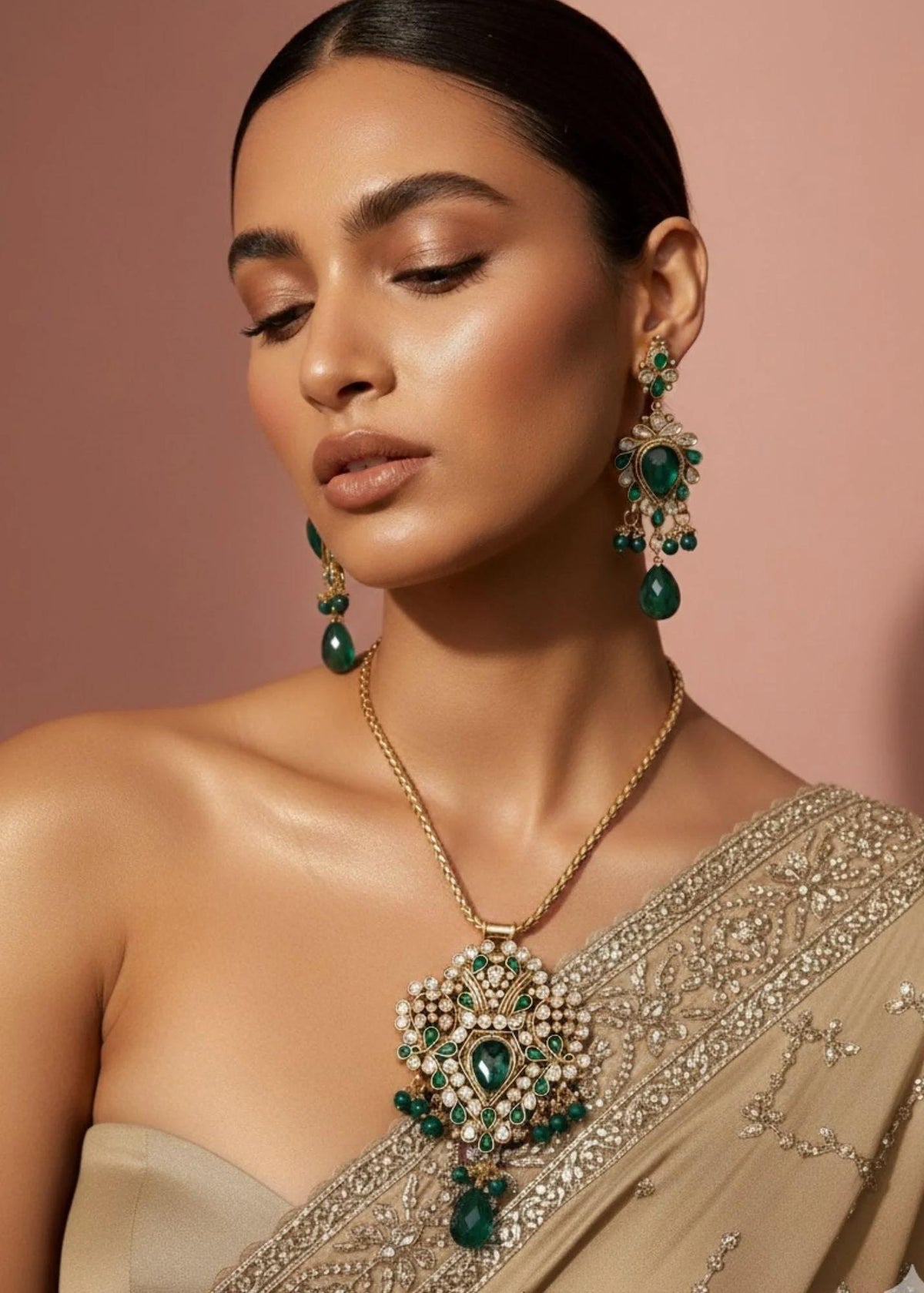 Emerald Kundan Elegance Set