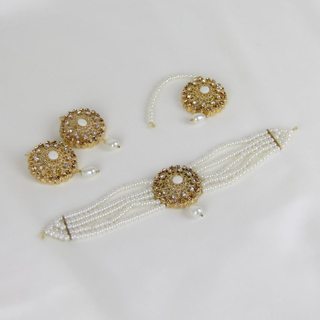 Pacchi Kundan Choker